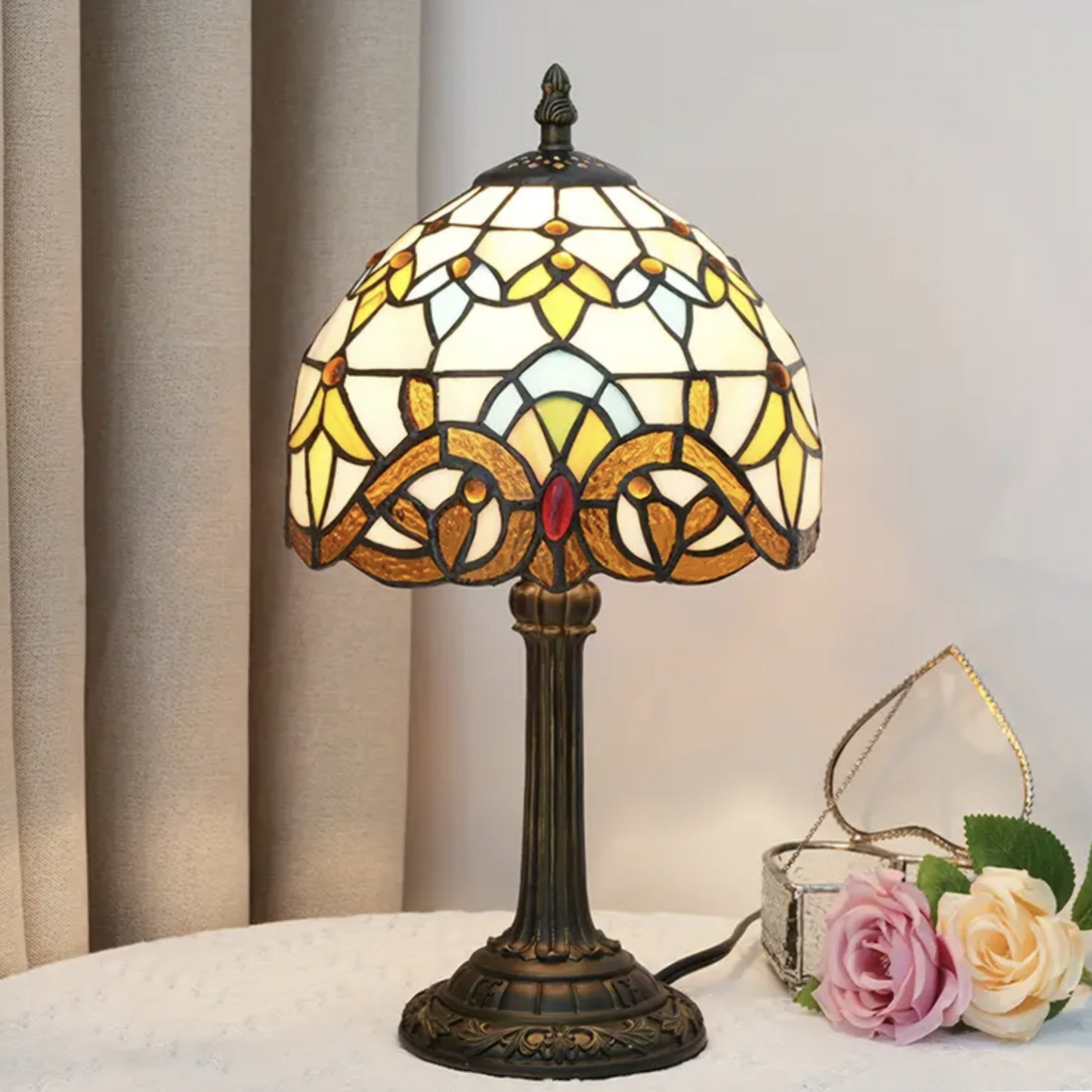 StainedGlow - Klassieke Tiffany tafellamp met glas-in-lood