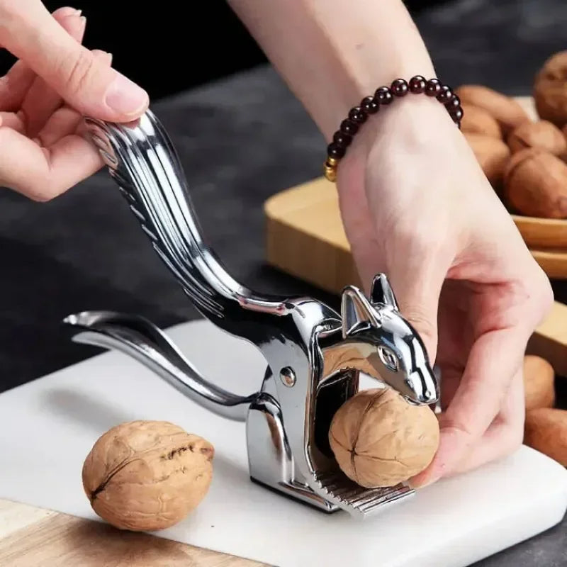 EasyCrack – Nussknacker mit ergonomischem Design