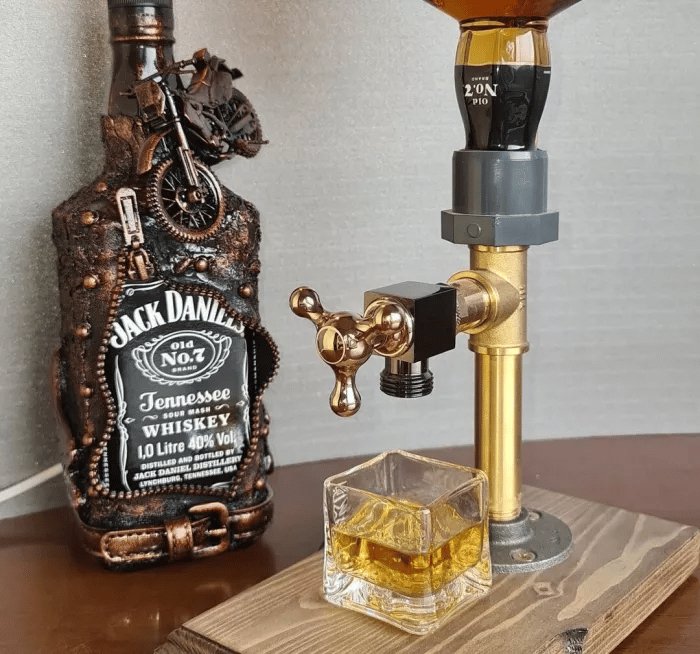BarrelTap - Rustieke houten drankdispenser met messing tap