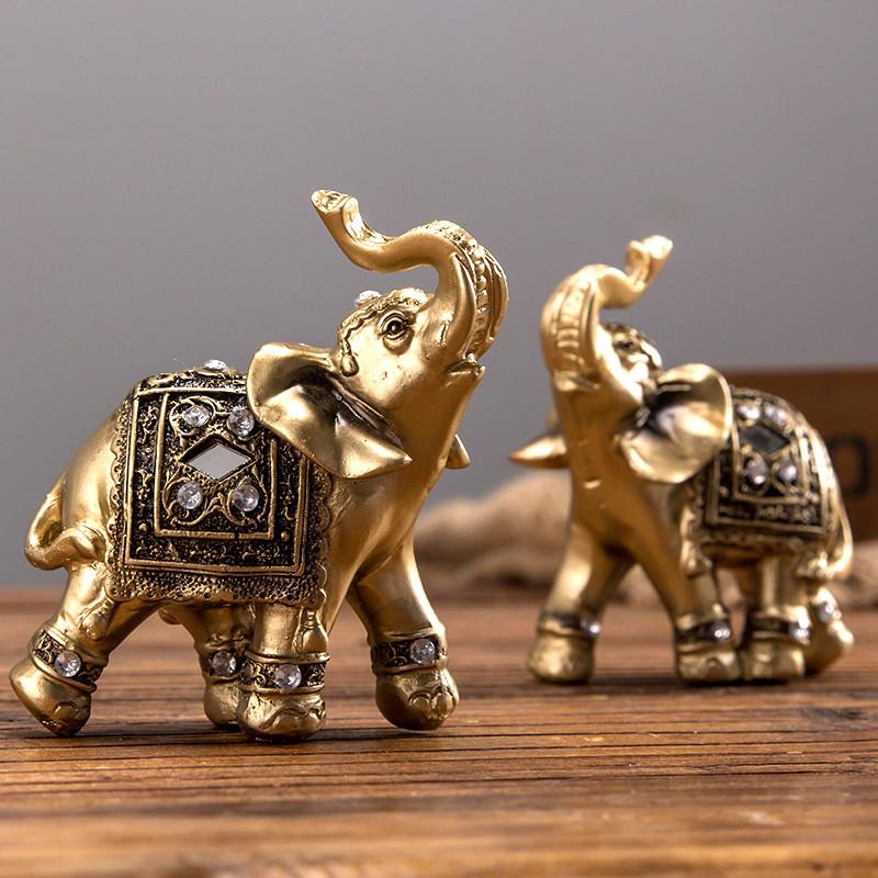 MajesticTrunk - Olifantbeeld in goud