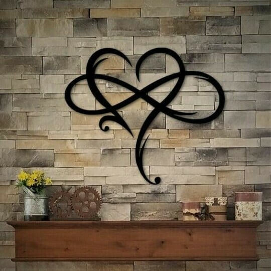 HeartForge - Metalen muurornament met hartmotief