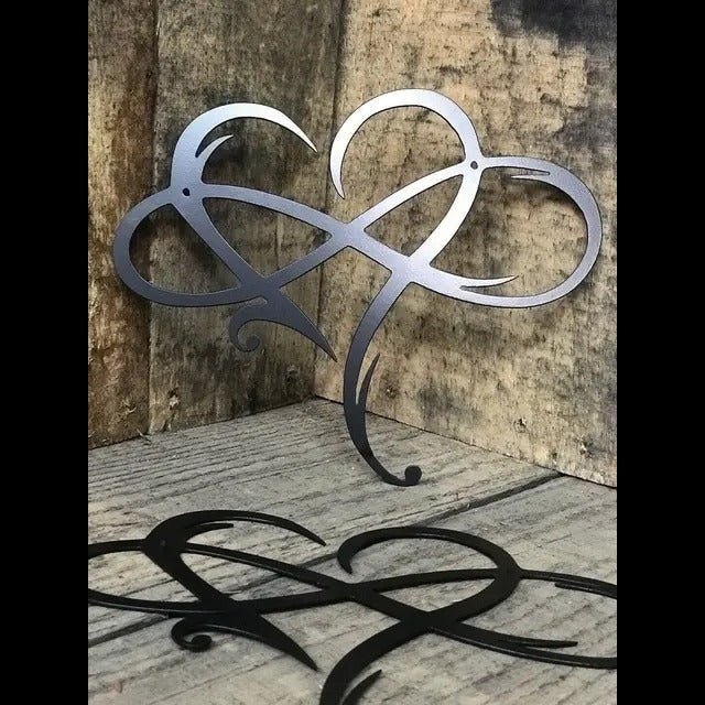 HeartForge - Metalen muurornament met hartmotief