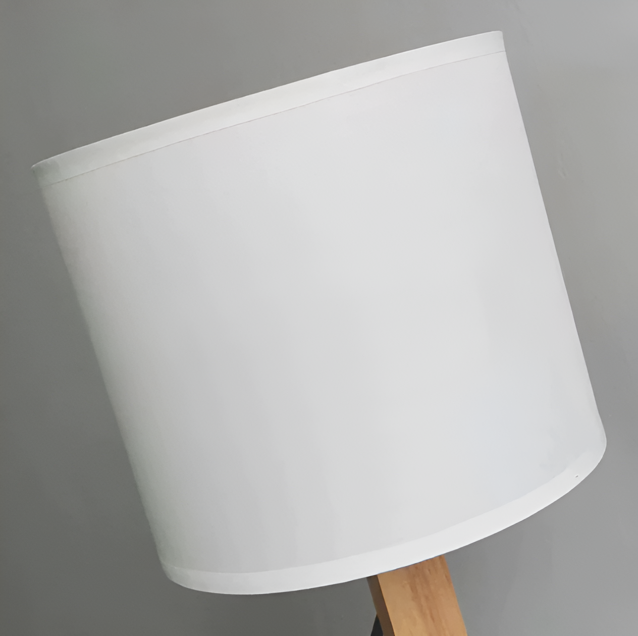 RoboLume - Flexibele houten robot bureaulamp