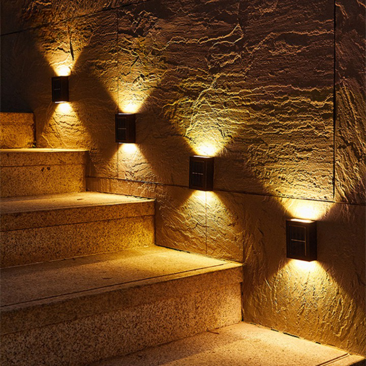 IllumaVista - Luxe & Draadloze Zonne-energie LED Wandlampen