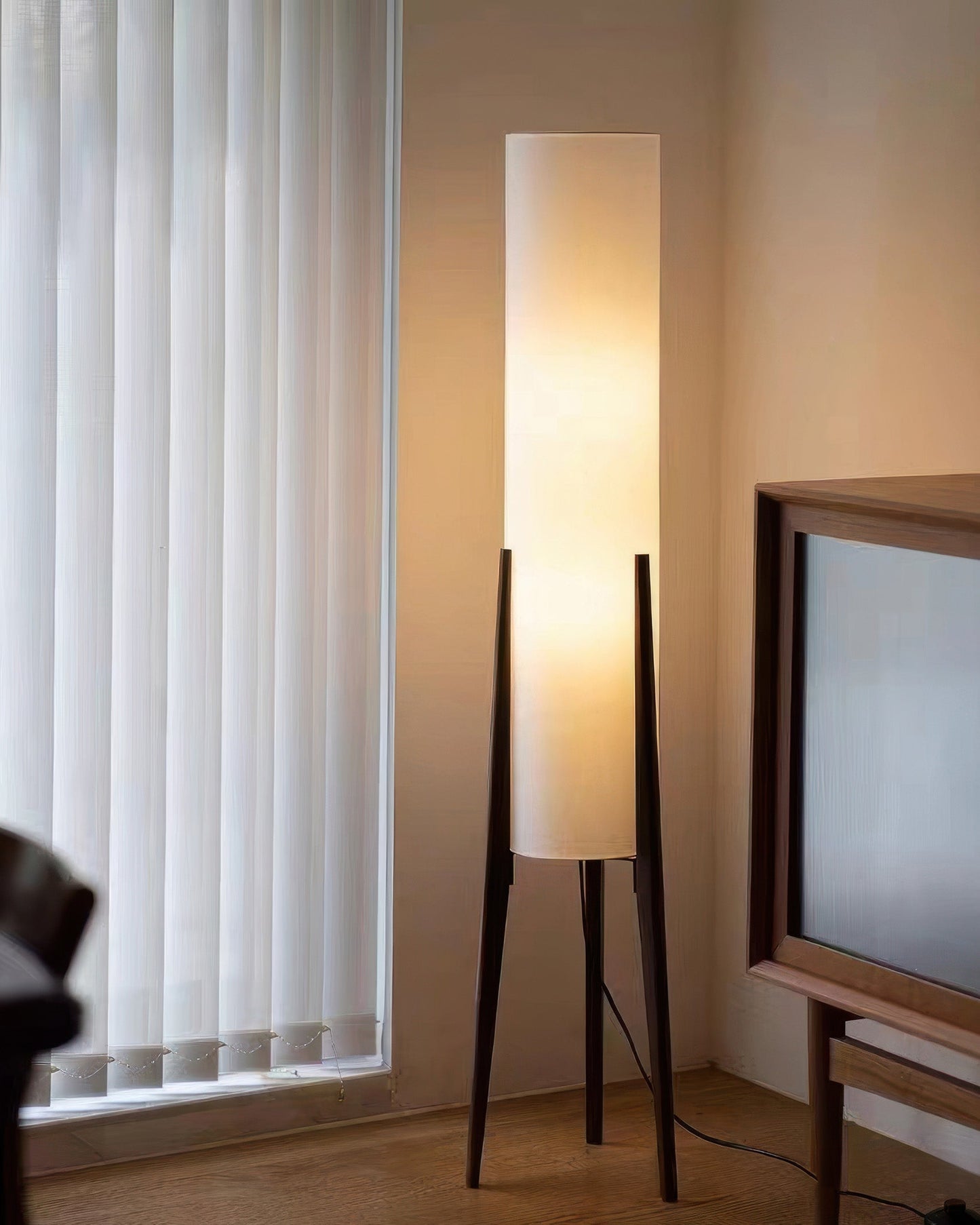 LumiWood - Walnoot houten vloerlamp met LED E27