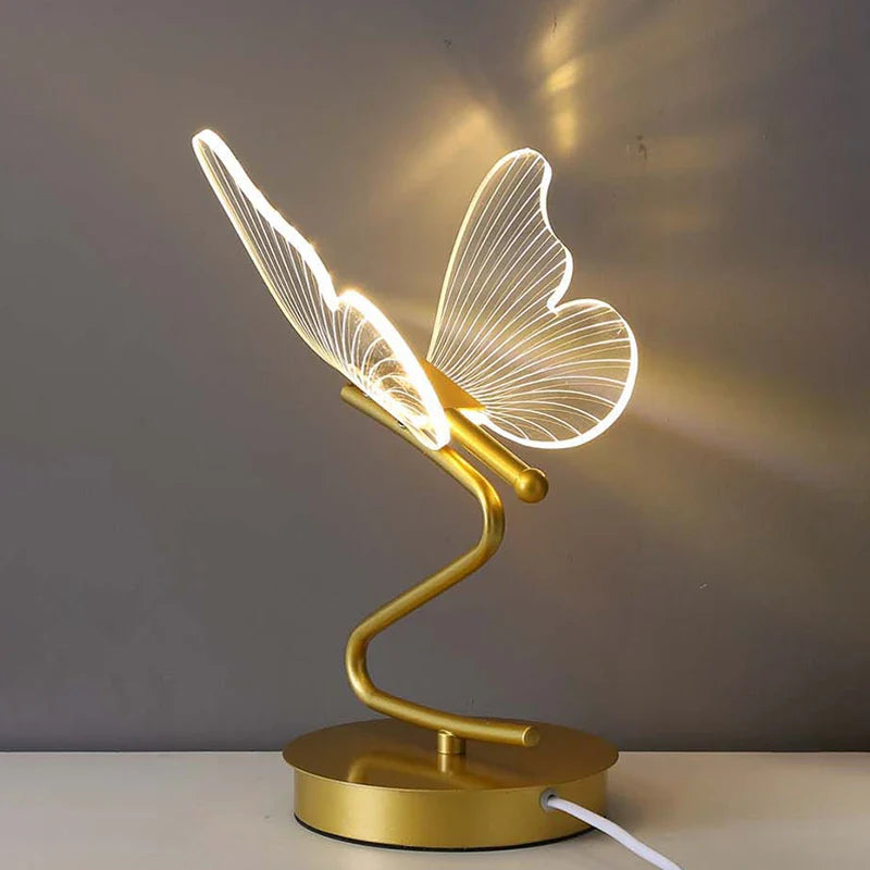 Butterlight - Elegante tafellamp met gouden vlinderdesign