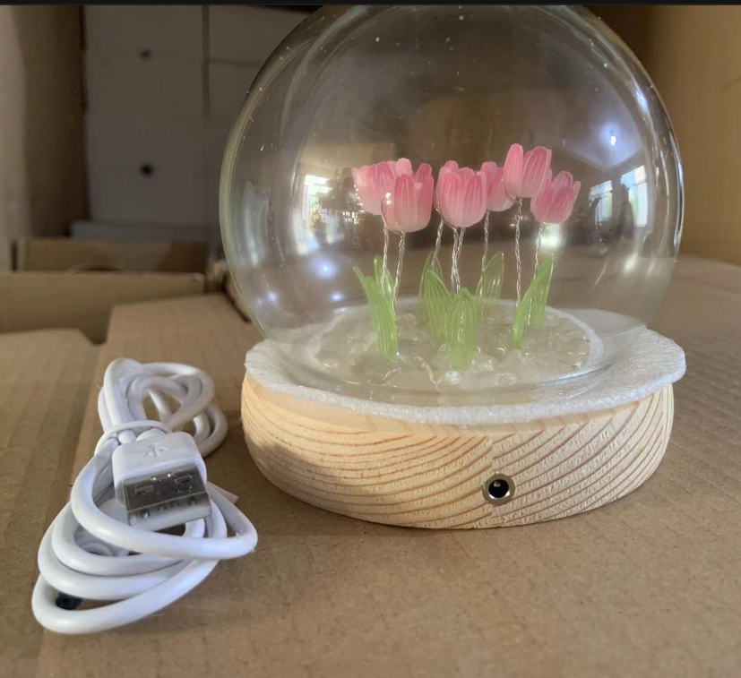 TulipAura - Elegante Bloemen Nachtlamp met Zacht Licht