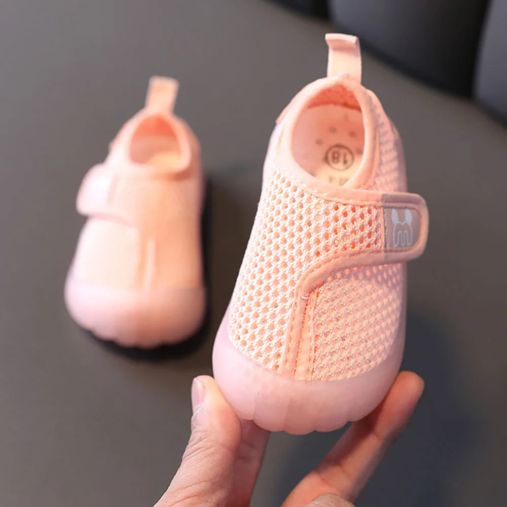 KinderKicks - Ademende Netstof Kinder Schoentjes