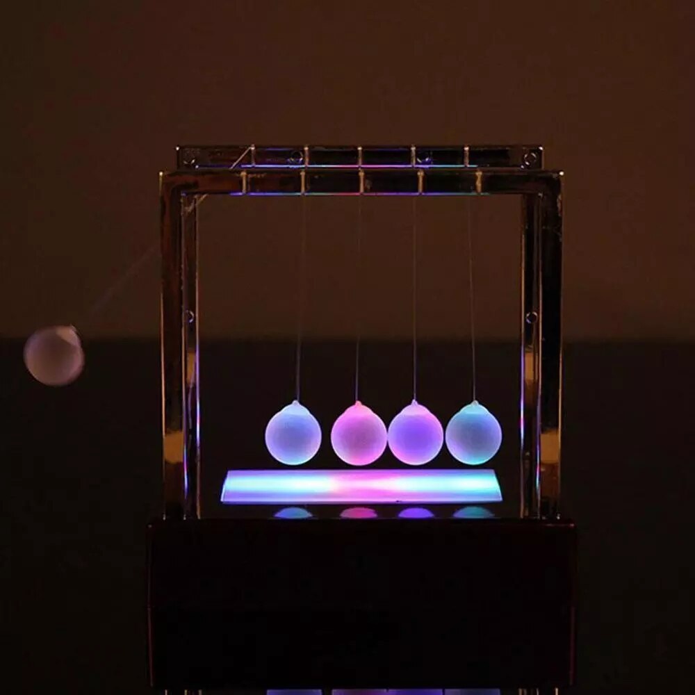 PendoSphere - Newtons slinger LED wetenschappelijk speelgoed met kleurrijke beweging