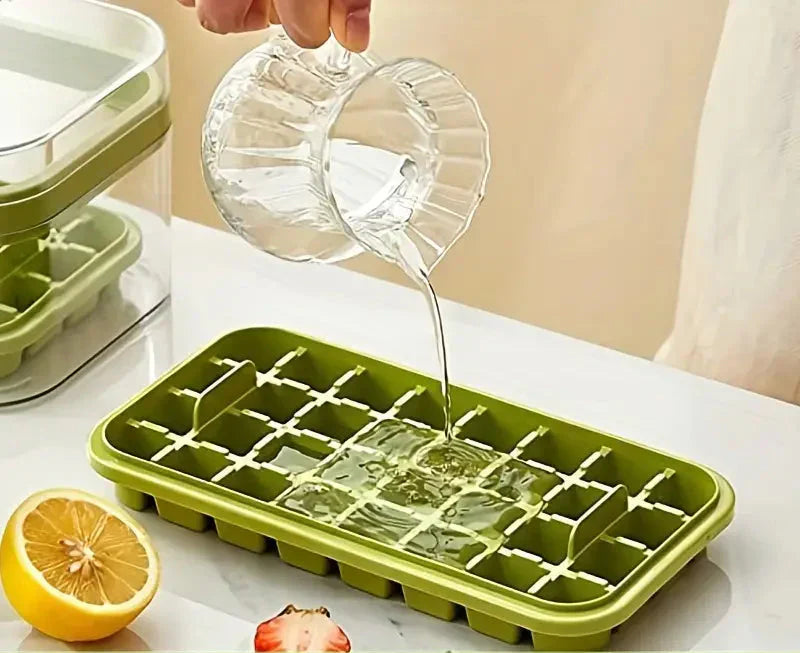 ChillMate - 101 ons set van 64 siliconen ijsblokjesbakjes met deksels en bakje