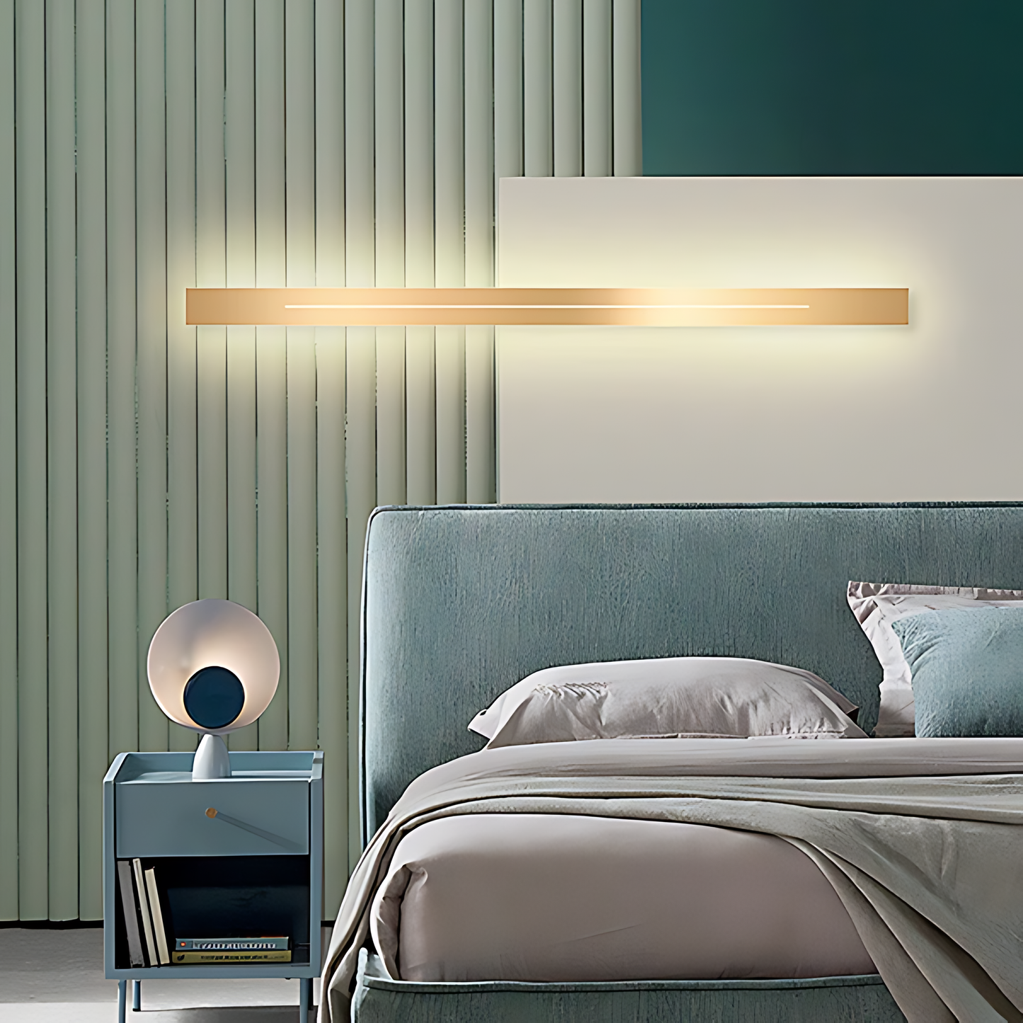 LuxeGlow | Moderne Lineaire LED Wandlamp Zwart/Goud Acryl Badkamer