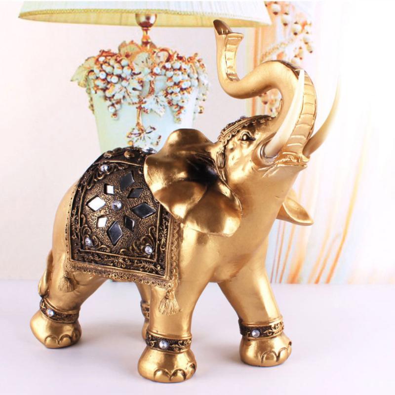MajesticTrunk - Olifantbeeld in goud