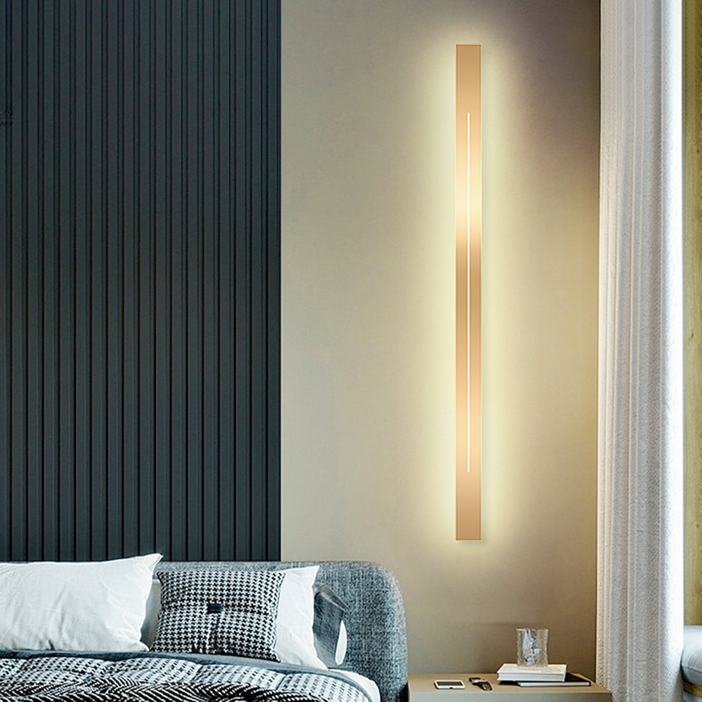 UrbanElegance | Modern Lineaire LED Wandlamp Zwart/Goud Acryl Badkamer