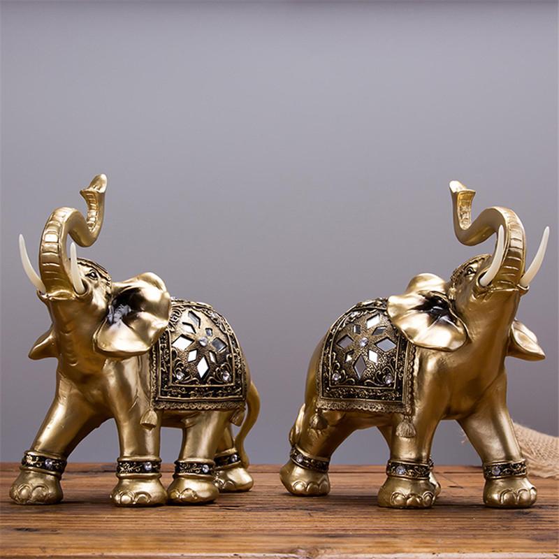 MajesticTrunk - Olifantbeeld in goud