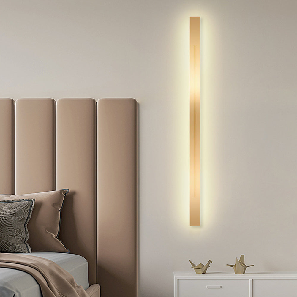 UrbanElegance | Modern Lineaire LED Wandlamp Zwart/Goud Acryl Badkamer