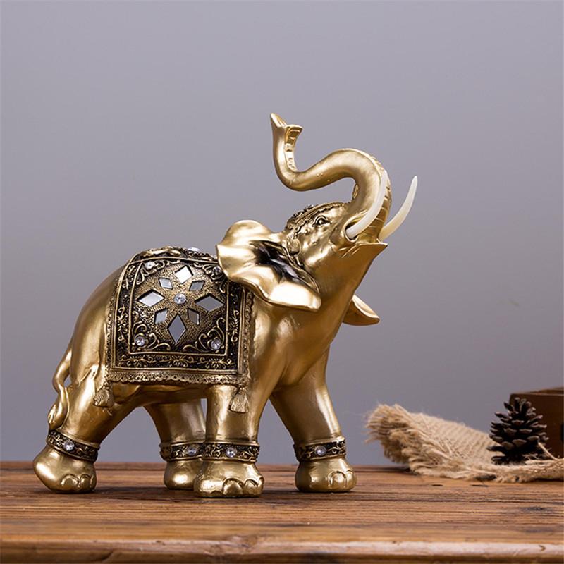 MajesticTrunk - Olifantbeeld in goud