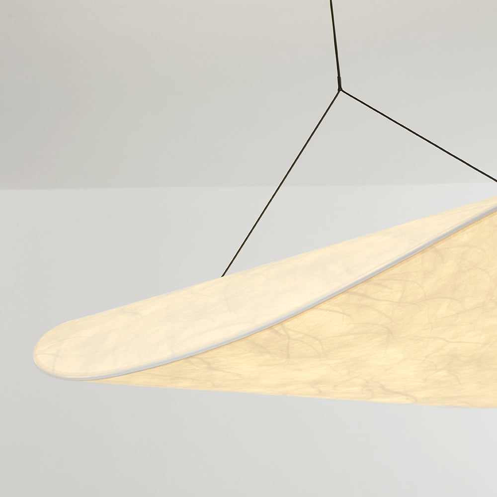 Eleganzia | Modern LED Hanglamp van Metaal en Kunstzijde in Wit voor een Rustgevende Slaap