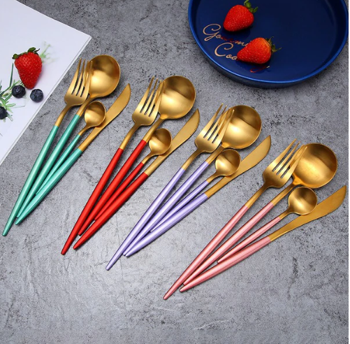 OpulentCutlery - Luxe 24-delige goud-zilver bestekset van roestvrij staal