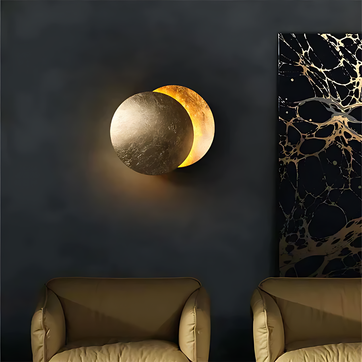 LunarSpin | Unieke 360 graden draaiende LED Eclipse design wandlamp